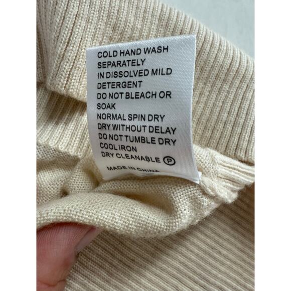 Perri Cutten Merino Wool Sweater Jumper Cream Womens Medium Quiet Luxury Classic - Picture 10 of 10